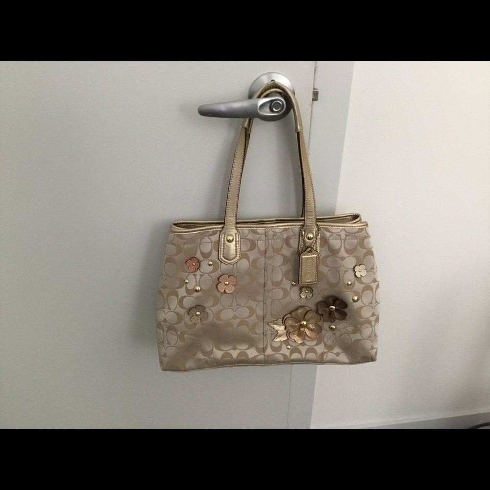 Coach Shoulder Bag